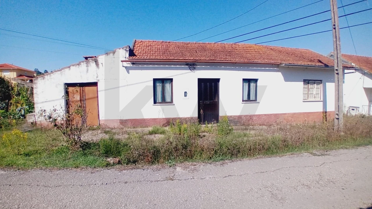 Moradia T2 para Venda em Soure Foto 17