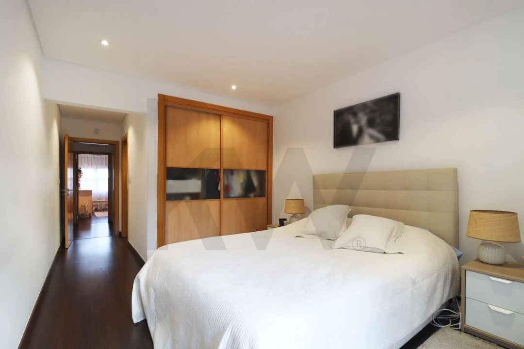 Apartamento T2 para Venda em Venteira Foto 23