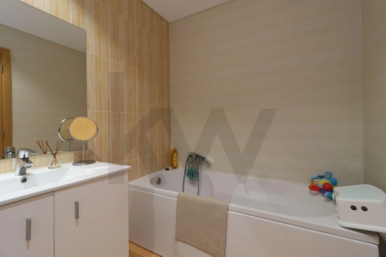 Apartamento T2 para Venda em Venteira Foto 15