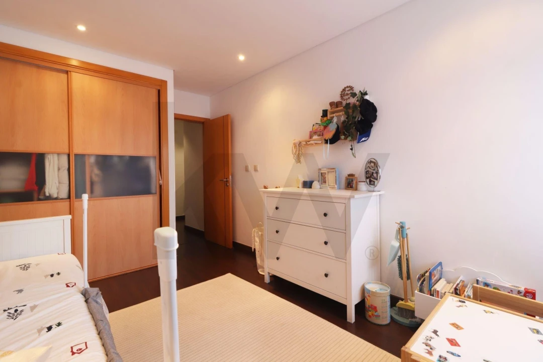 Apartamento T2 para Venda em Venteira Foto 19