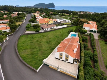 Moradia T3 para Venda em São Mateus da Calheta