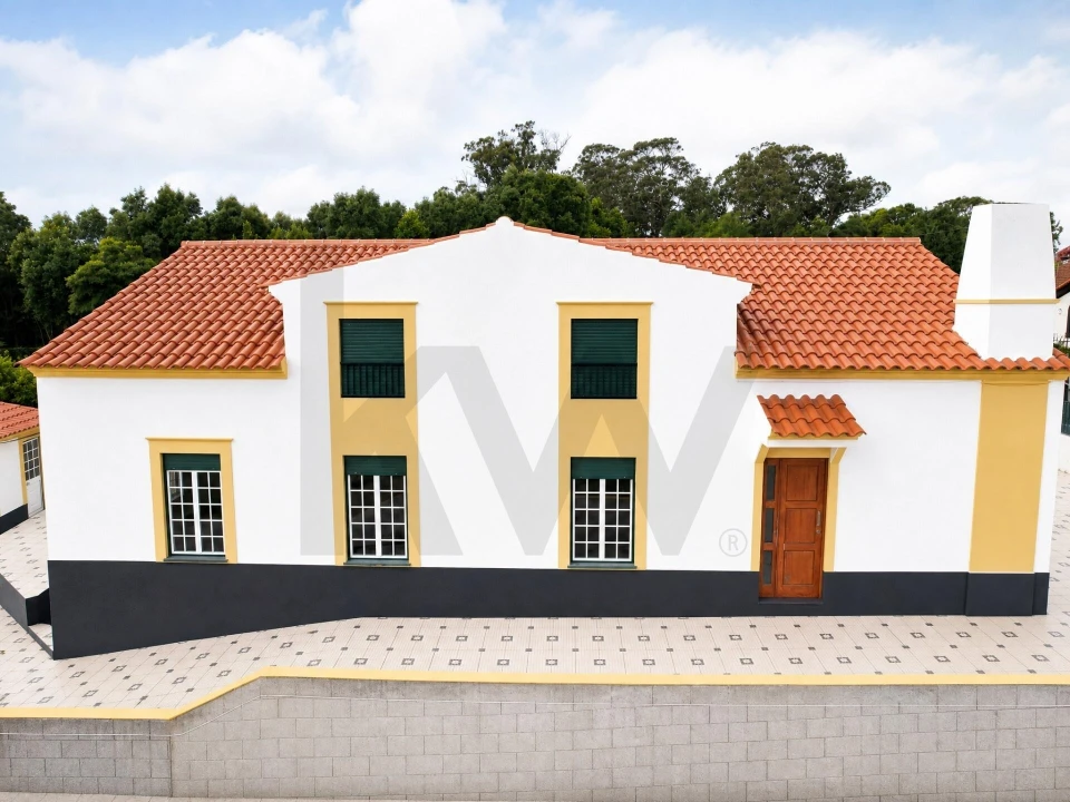 Moradia T3 para Venda em São Mateus da Calheta Foto 1