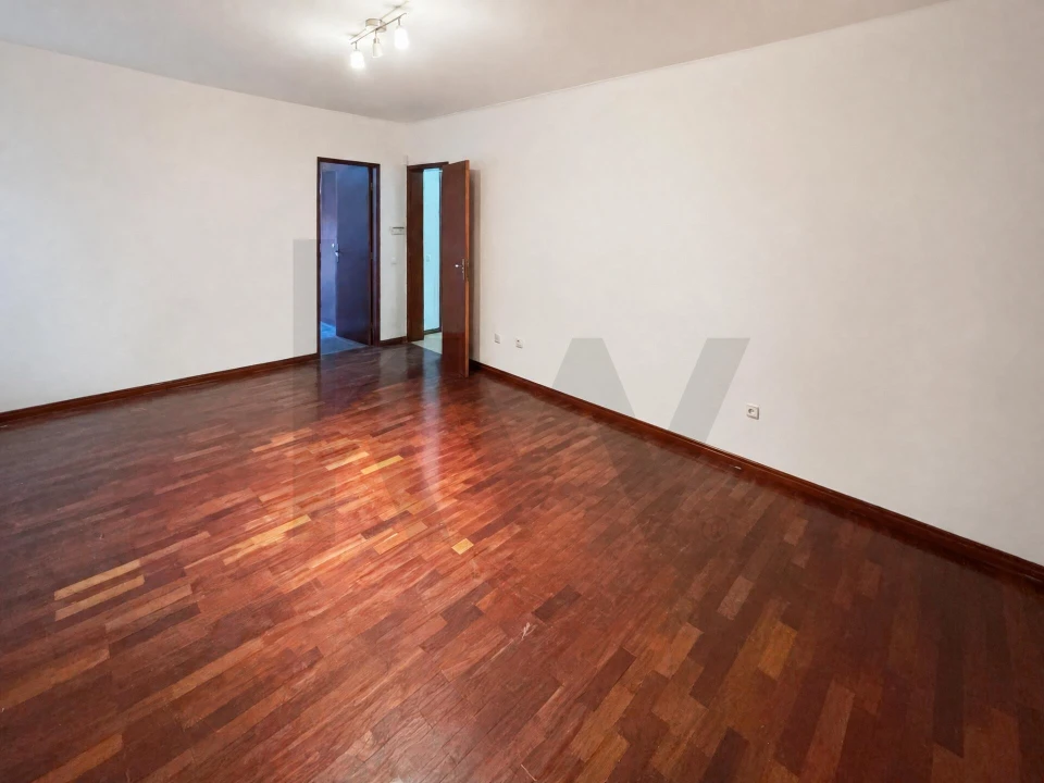 Moradia T3 para Venda em São Mateus da Calheta Foto 7