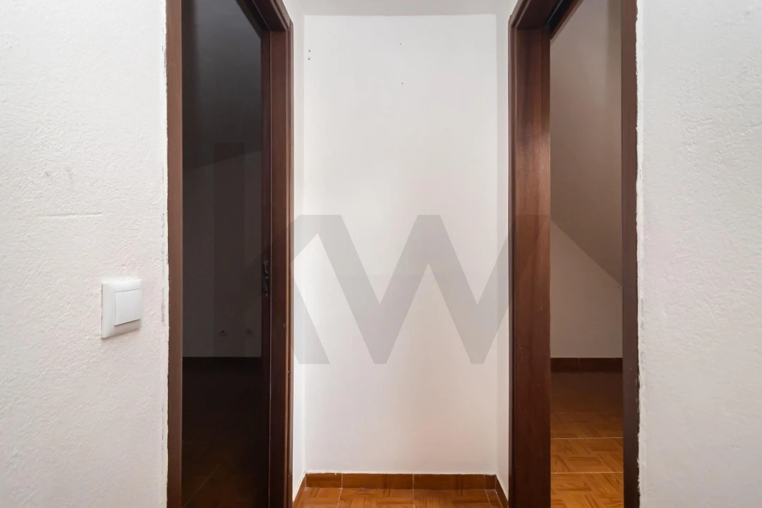 Moradia T2 para Venda em Gaio-Rosário e Sarilhos Pequenos Foto 25