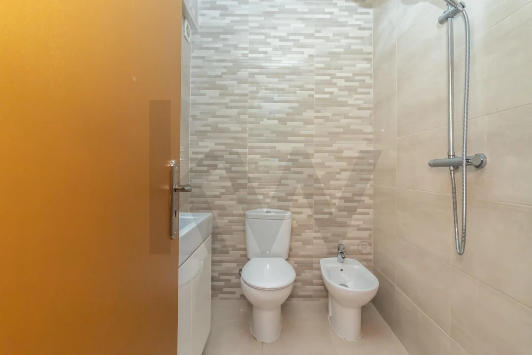 Moradia T2 para Venda em Gaio-Rosário e Sarilhos Pequenos Foto 13