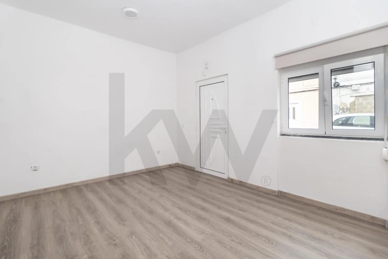 Moradia T2 para Venda em Gaio-Rosário e Sarilhos Pequenos Foto 5