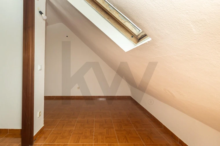 Moradia T2 para Venda em Gaio-Rosário e Sarilhos Pequenos Foto 22