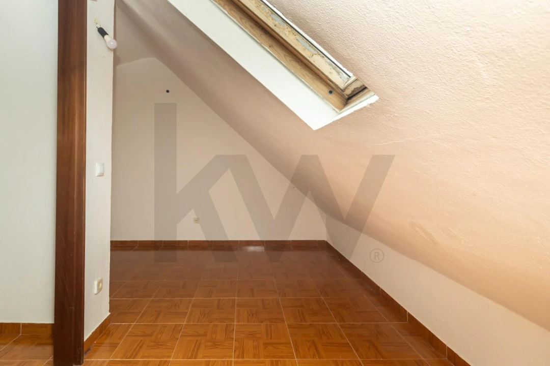 Moradia T2 para Venda em Gaio-Rosário e Sarilhos Pequenos Foto 22