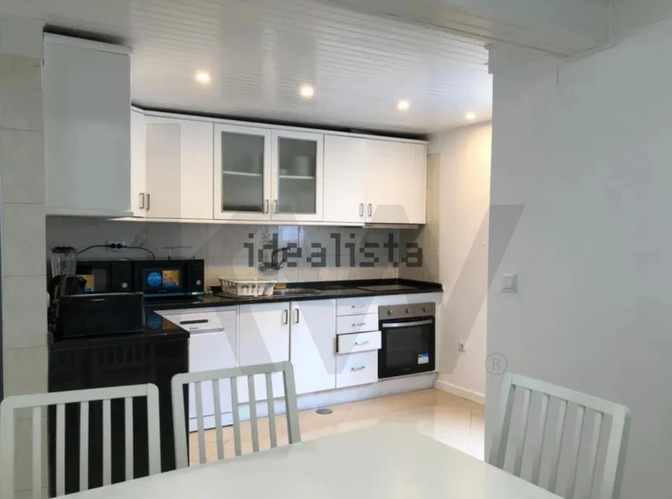 Moradia T5 para Venda em Ajuda Foto 3