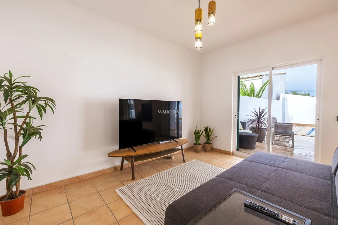 Moradia T3 para Venda em Luz Foto 6