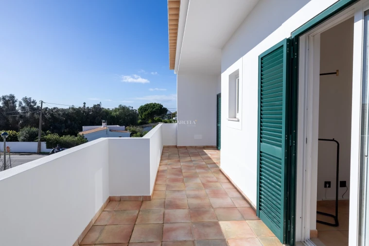 Moradia T3 para Venda em Luz Foto 16