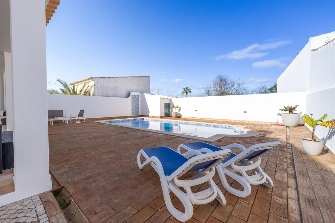 Moradia T3 para Venda em Luz Foto 2