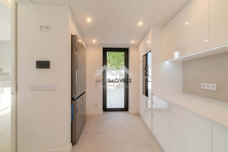 Moradia T3 para Venda em Santa Marinha e São Pedro da Afurada Foto 70