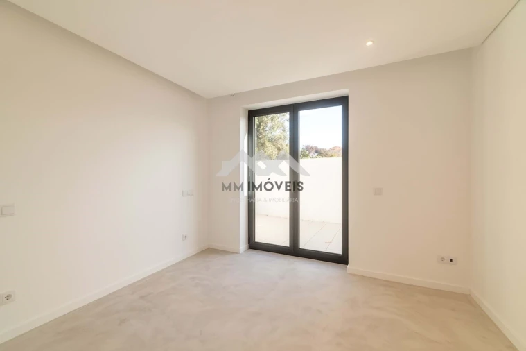 Moradia T3 para Venda em Santa Marinha e São Pedro da Afurada Foto 10