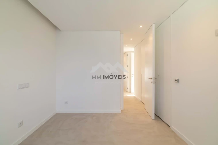 Moradia T3 para Venda em Santa Marinha e São Pedro da Afurada Foto 56