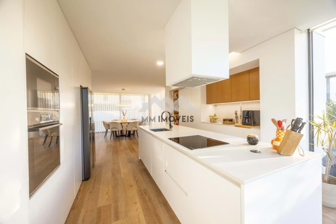 Moradia T3 para Venda em Vila Chã Foto 16