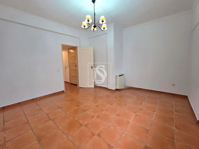 Apartamento T3 para Arrendamento em Oeiras e São Julião da Barra, Paço de Arcos e Caxias Foto 2