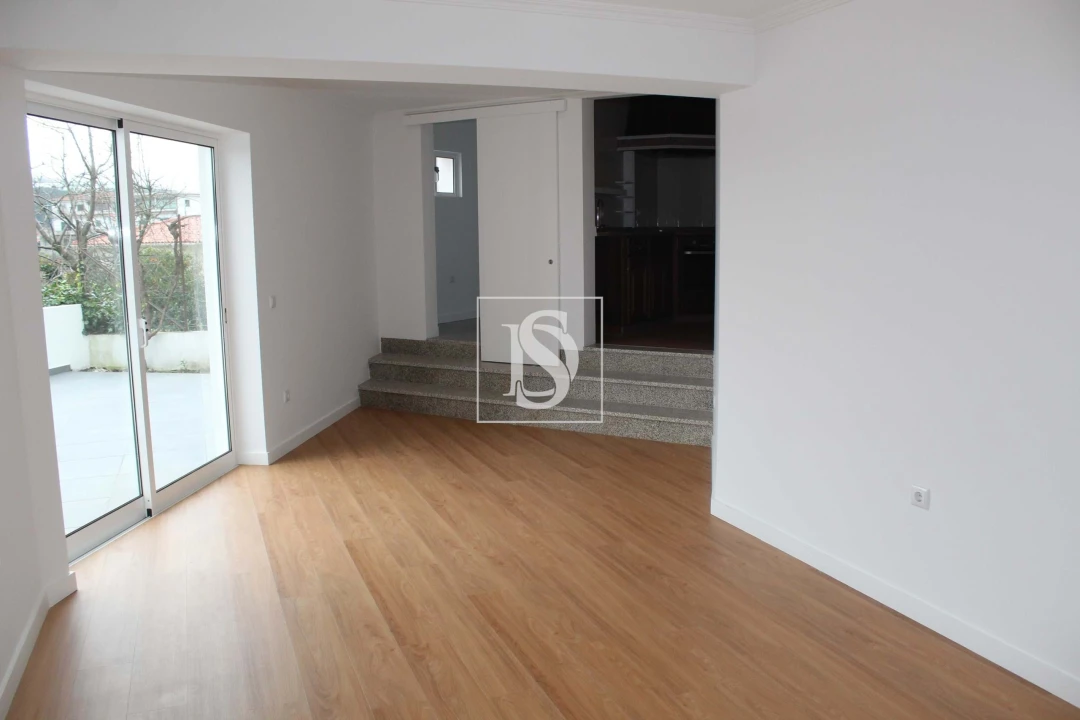 Moradia T2 para Venda em Cernadelo e Lousada (São Miguel e Santa Margarida) Foto 3