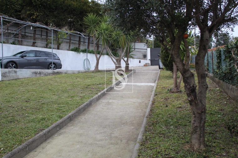 Moradia T2 para Venda em Cernadelo e Lousada (São Miguel e Santa Margarida) Foto 2