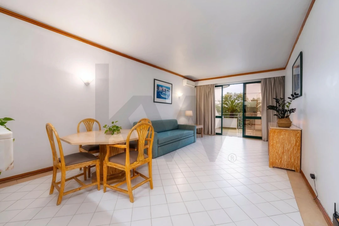 Apartamento T1 para Venda em Albufeira e Olhos de Água Foto 4