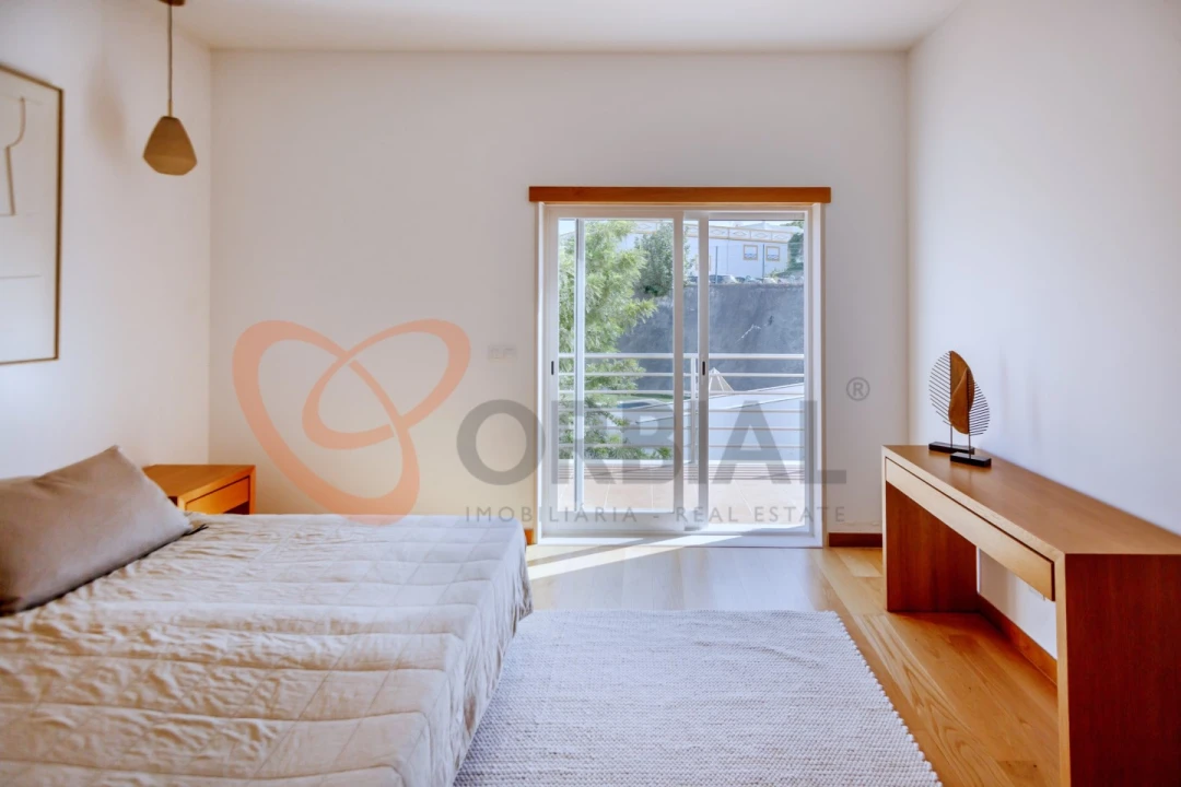 Moradia T4 para Venda em Albufeira e Olhos de Água Foto 16