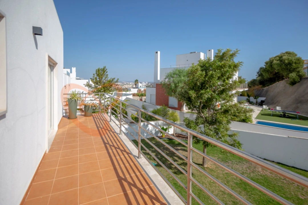 Moradia T4 para Venda em Albufeira e Olhos de Água Foto 22