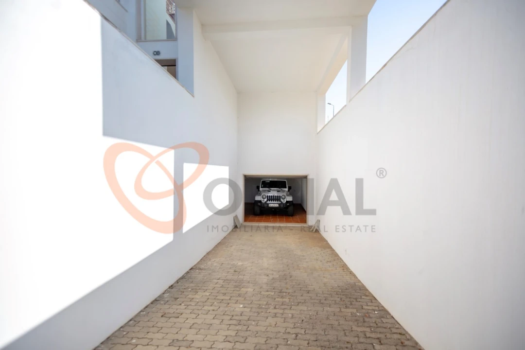 Moradia T4 para Venda em Albufeira e Olhos de Água Foto 28