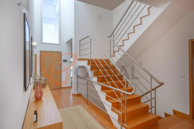 Moradia T4 para Venda em Albufeira e Olhos de Água Foto 6