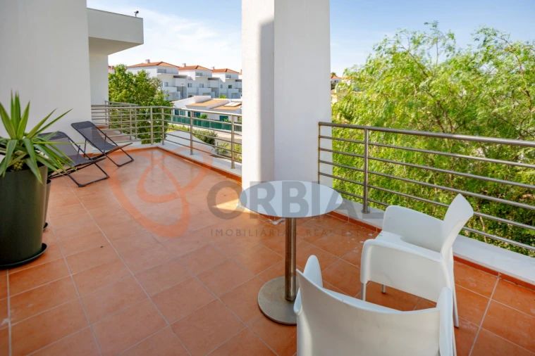 Moradia T4 para Venda em Albufeira e Olhos de Água Foto 18
