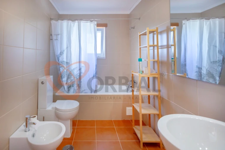 Moradia T4 para Venda em Albufeira e Olhos de Água Foto 24