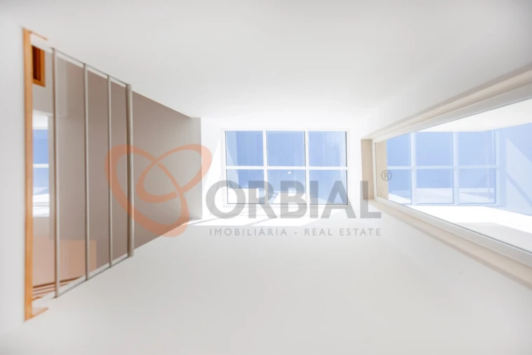 Moradia T4 para Venda em Albufeira e Olhos de Água Foto 33