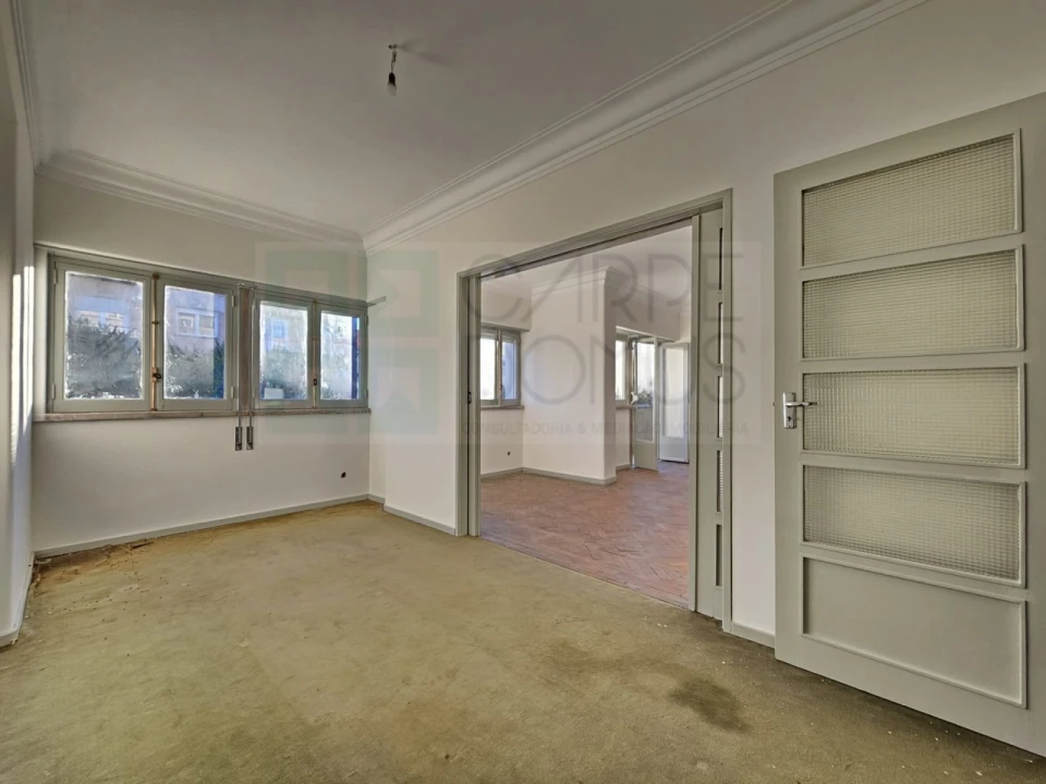 Apartamento T7 para Venda em Arroios Foto 6