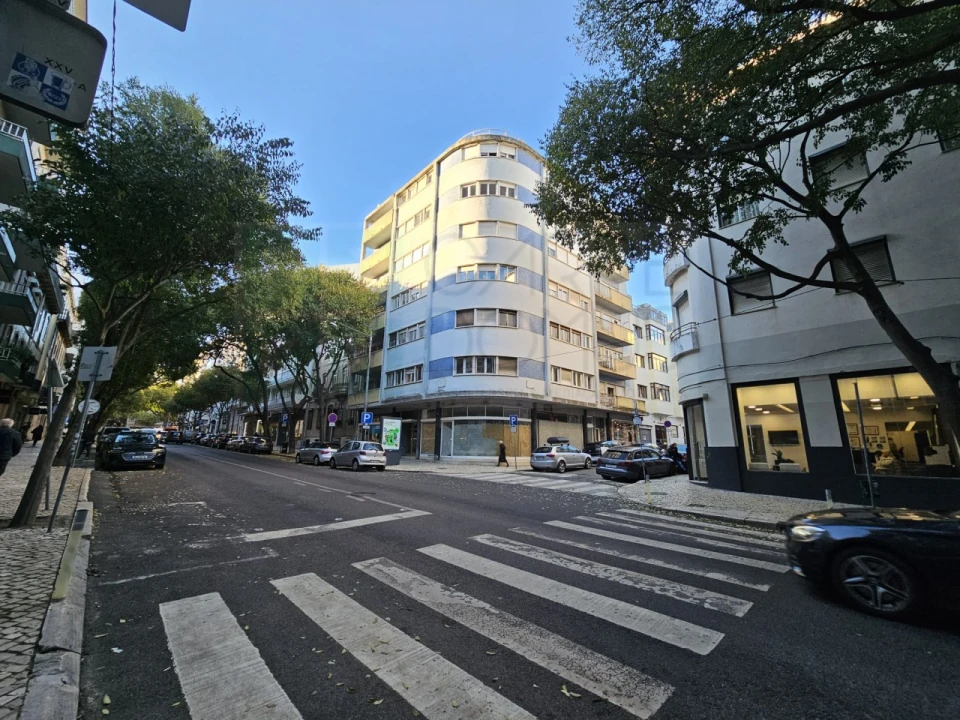 Apartamento T7 para Venda em Arroios Foto 53