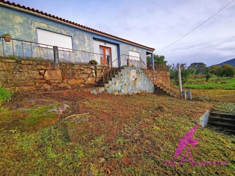 Moradia T3 para Venda em Riba de Ancora Foto 4