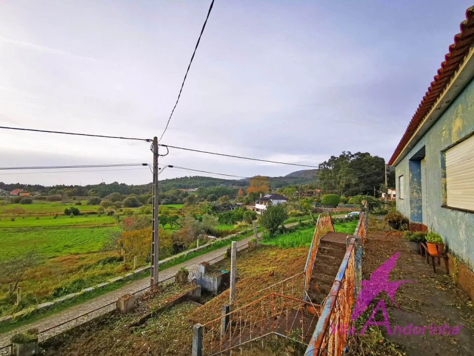 Moradia T3 para Venda em Riba de Ancora Foto 12