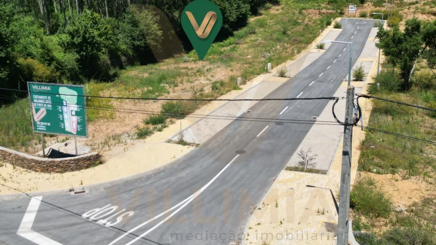 Terreno para Venda em Fornelos e Queijada