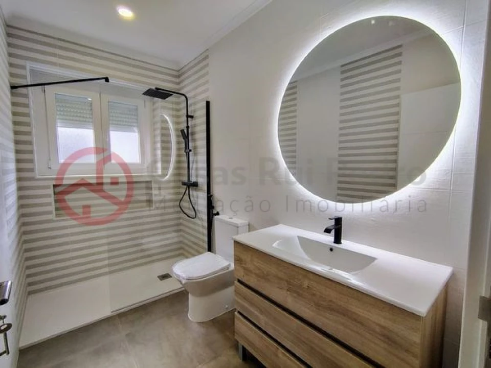 Apartamento T2 para Venda em São Vicente Foto 18