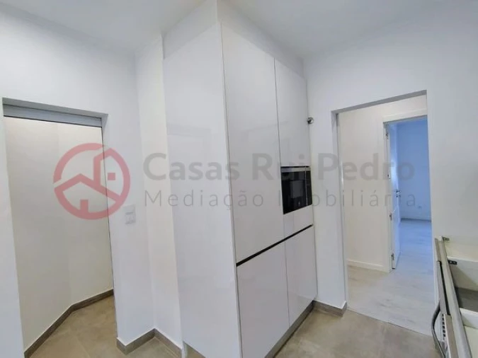 Apartamento T2 para Venda em São Vicente Foto 4