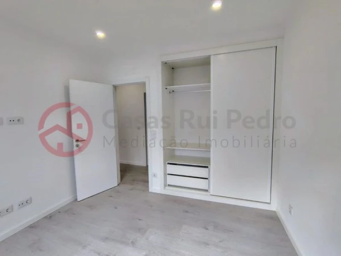 Apartamento T2 para Venda em São Vicente Foto 14
