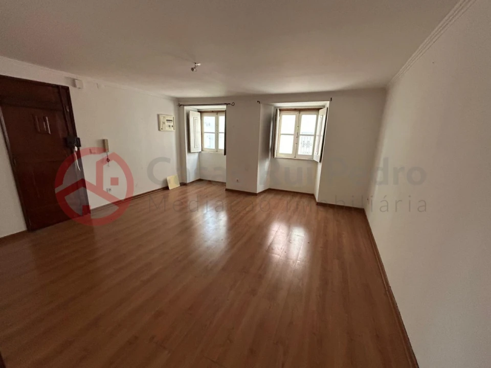 Apartamento T2 para Venda em São Vicente Foto 1