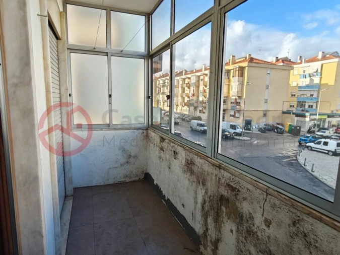 Apartamento T2 para Venda em Odivelas Foto 15