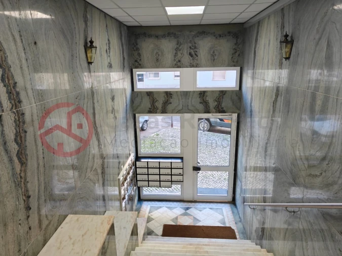 Apartamento T2 para Venda em Odivelas Foto 18