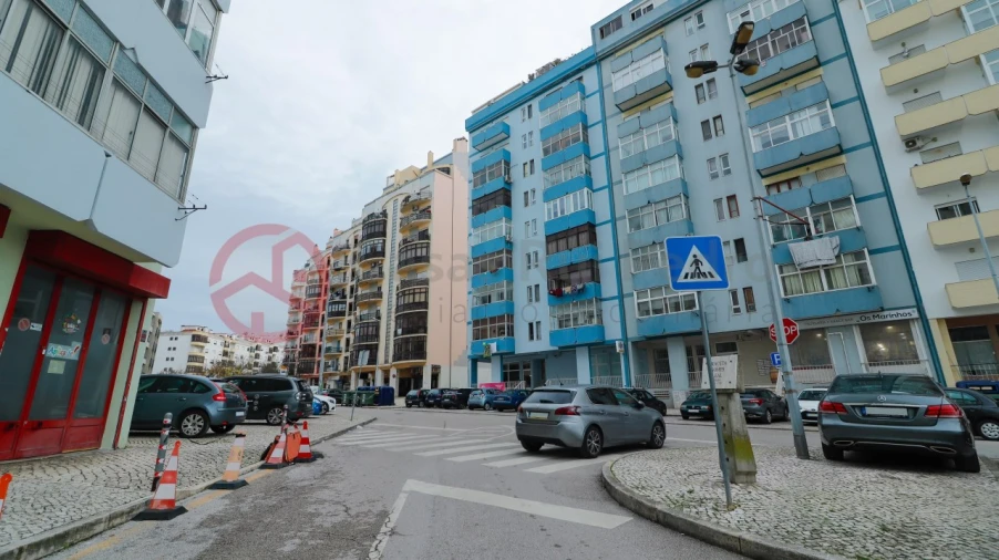 Apartamento T1 para Venda em Laranjeiro e Feijó Foto 15