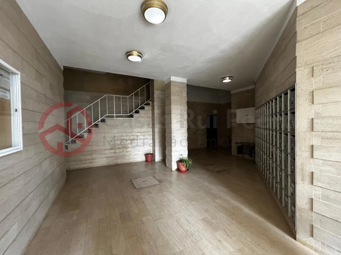 Apartamento T1 para Venda em Costa da Caparica Foto 2