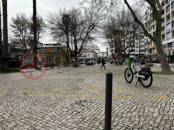 Apartamento T1 para Venda em Costa da Caparica Foto 16
