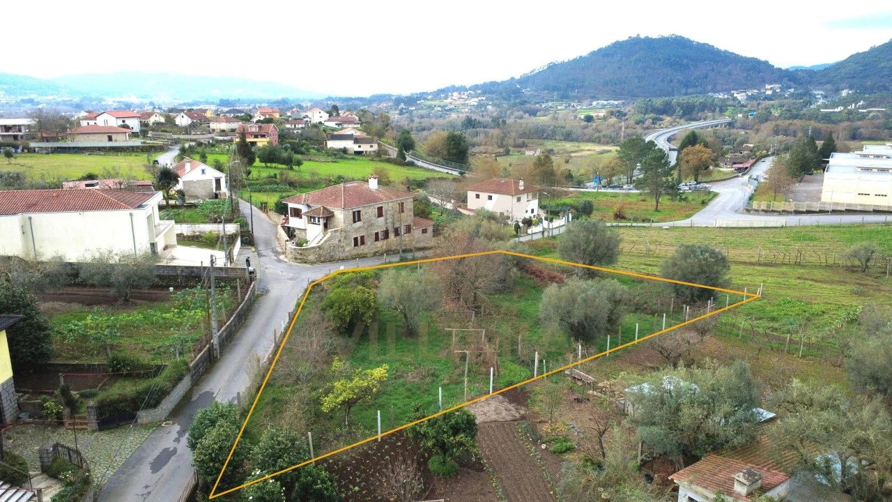 Terreno para Venda em Arcozelo Foto 4