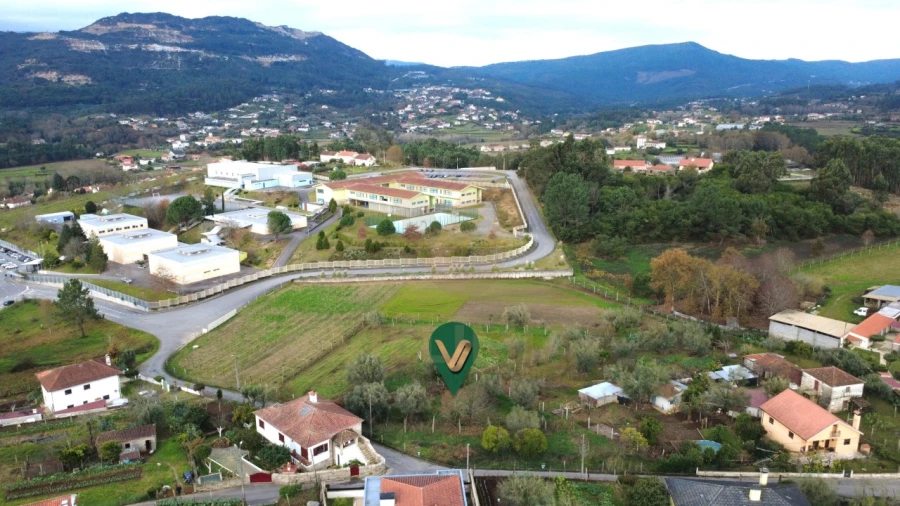 Terreno para Venda em Arcozelo