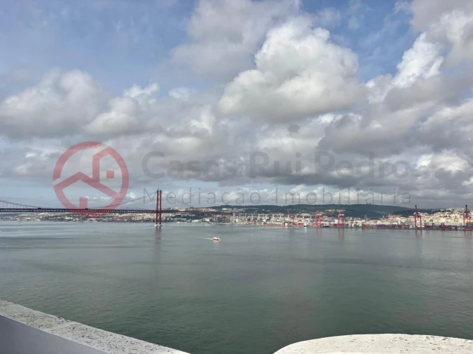 Apartamento para Venda em Almada, Cova da Piedade, Pragal e Cacilhas Foto 16