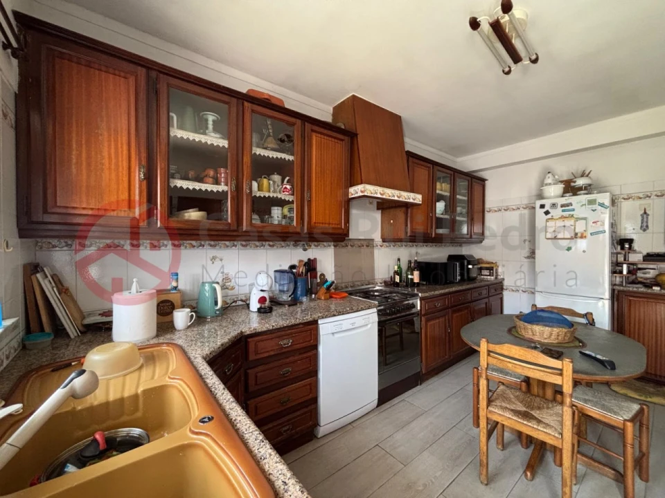 Moradia T5 para Venda em Alenquer (Santo Estêvão e Triana) Foto 9