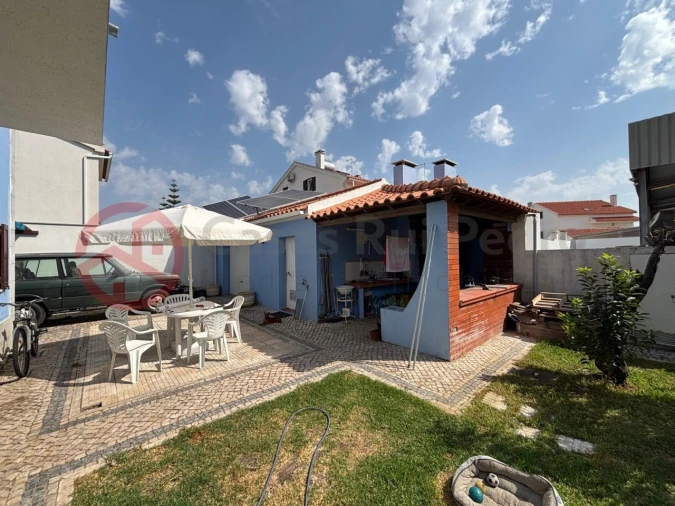 Moradia T5 para Venda em Alenquer (Santo Estêvão e Triana) Foto 25